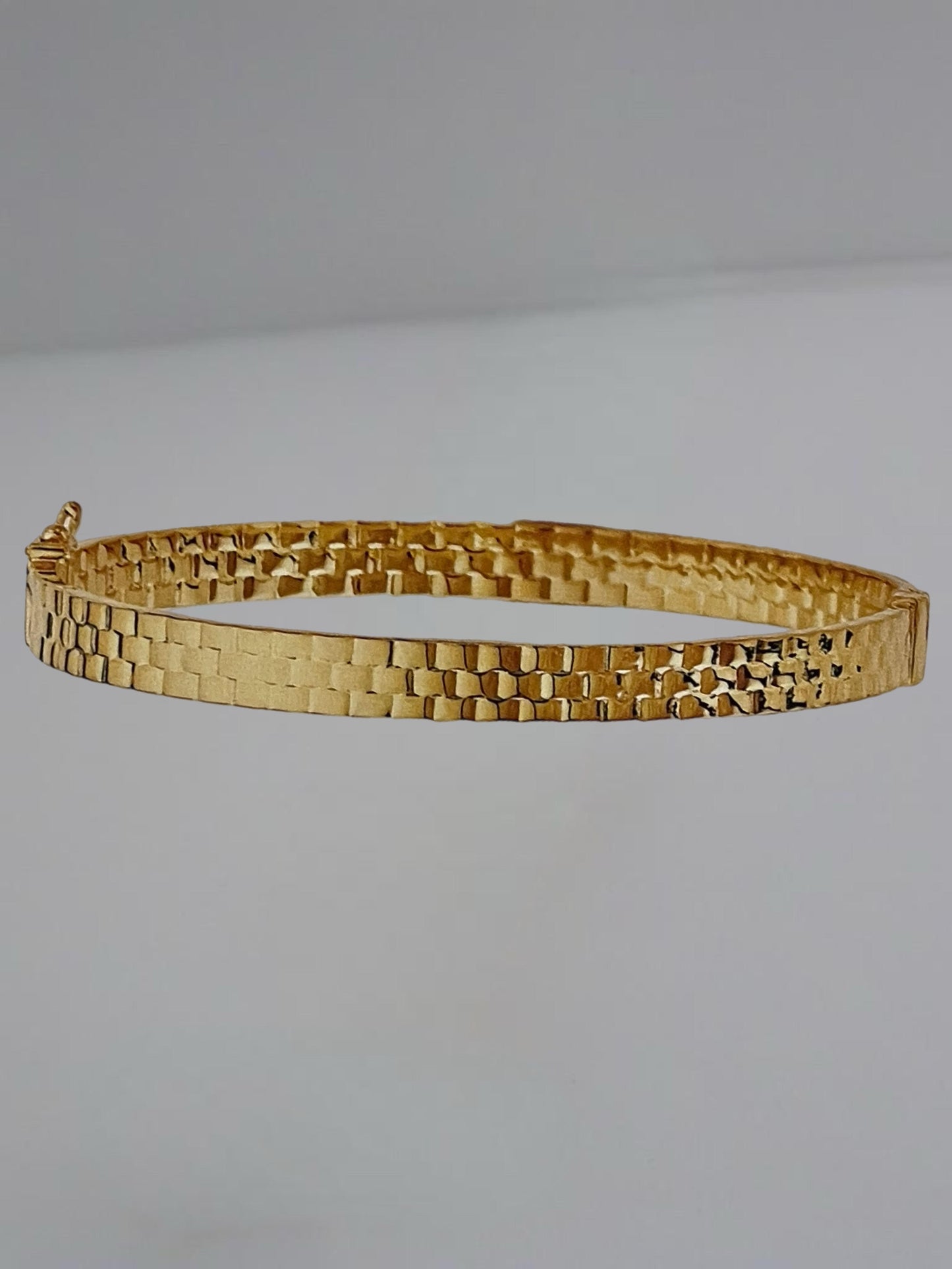 Genuine  Solid 14K Gold Intertwined Bangle Bracelet