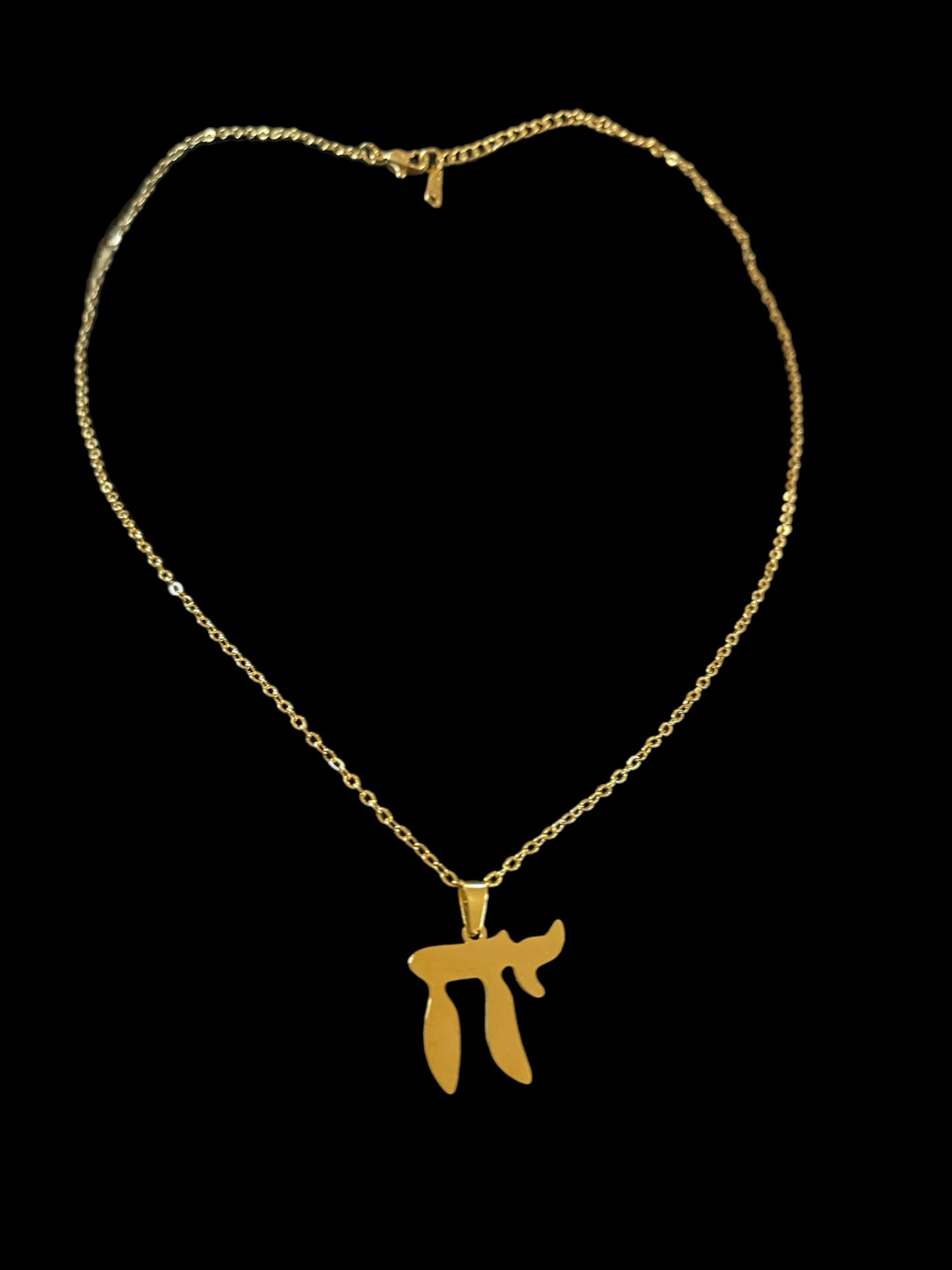 •	"Gold Stainless Steel Hebrew Chet Necklace – Symbol of Life