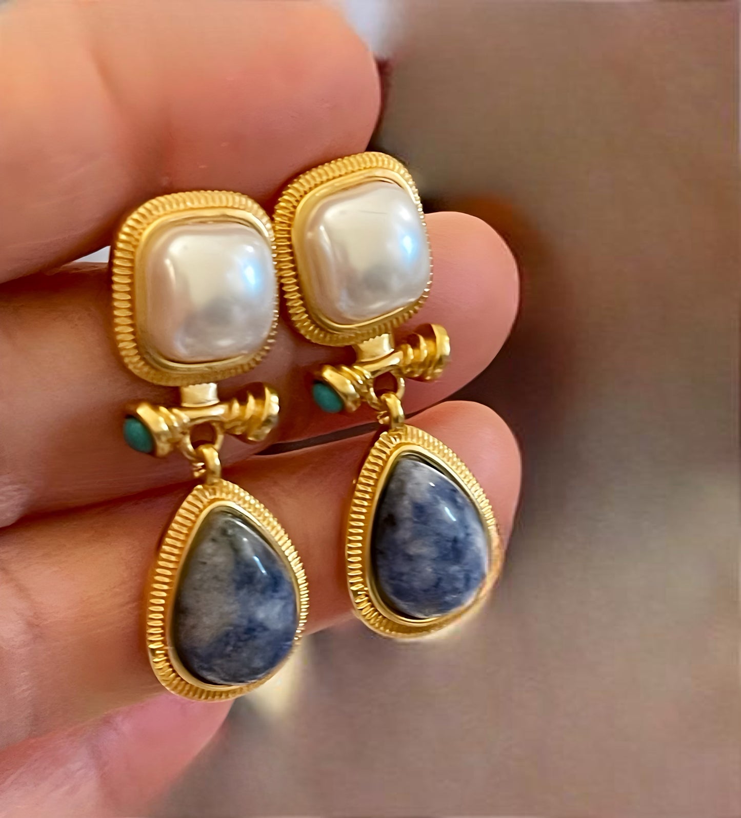 Fashion Faux Pearl and Blue Stone Earrings