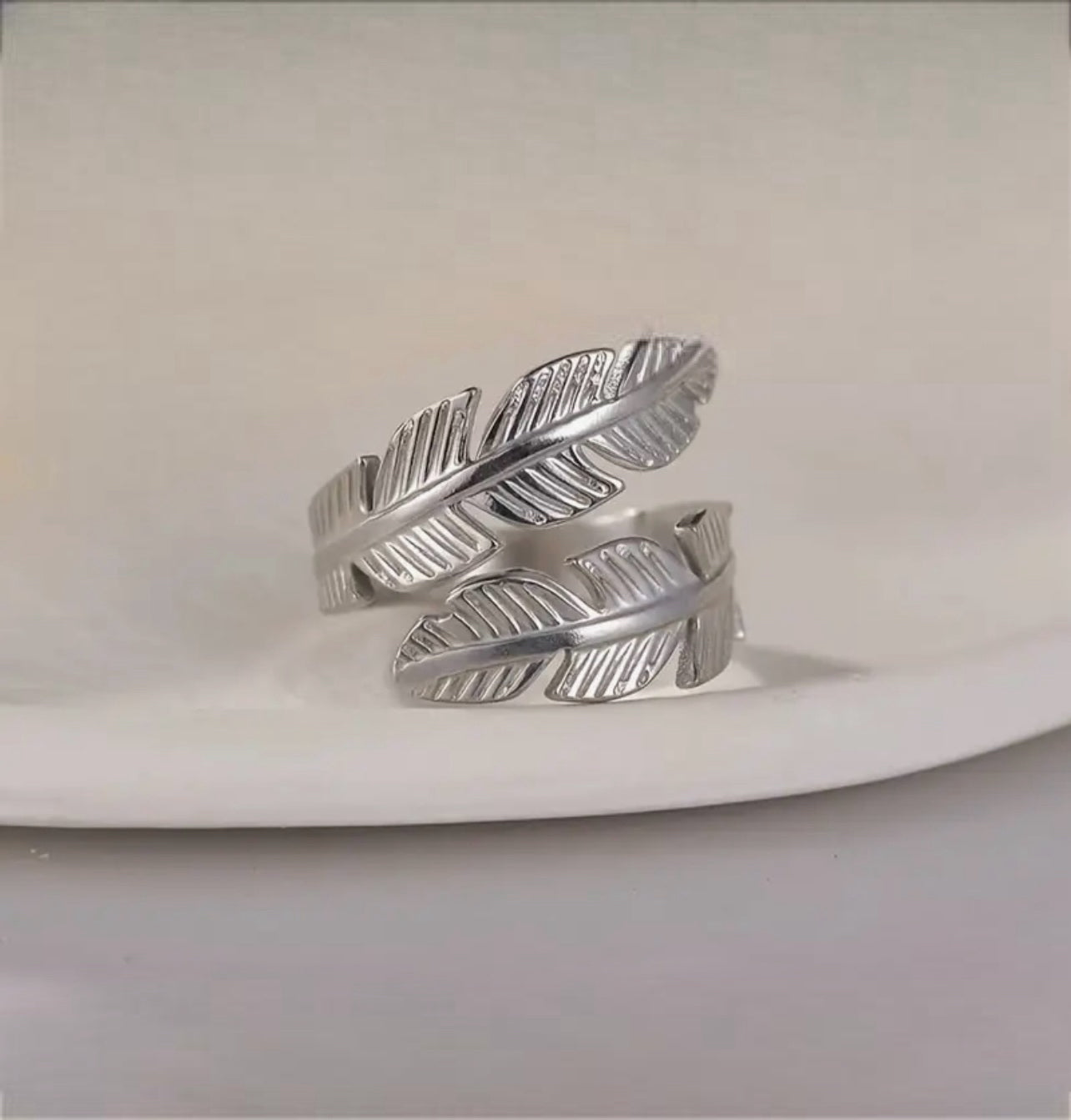 Fashionable Stainless Steel Open Leaf Ring