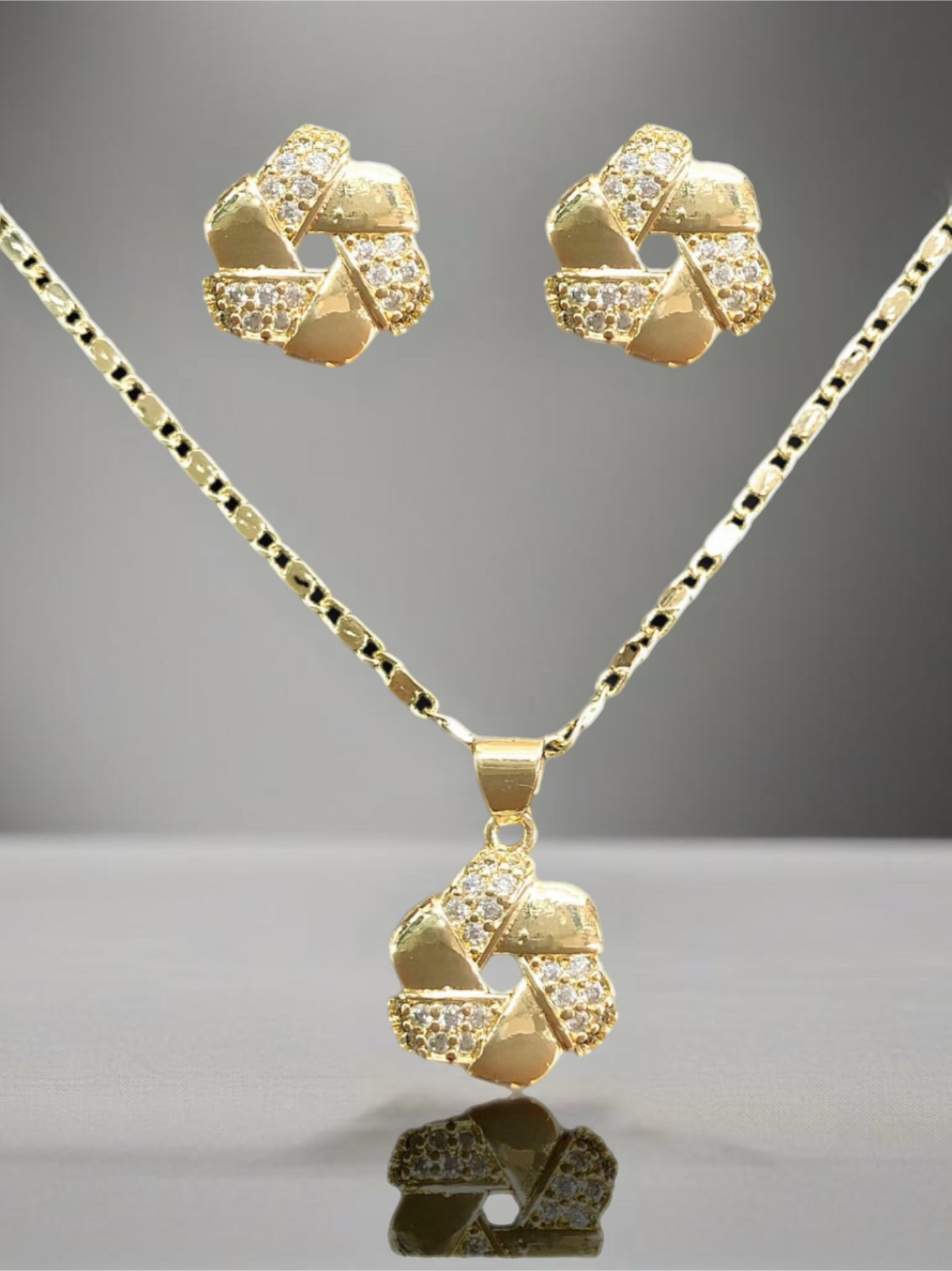 18K Gold Filled Knot Set Necklace and Earring Set