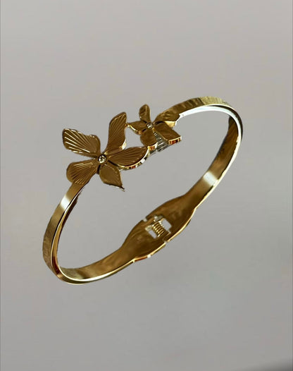 18K Gold Plated Flower Bangle