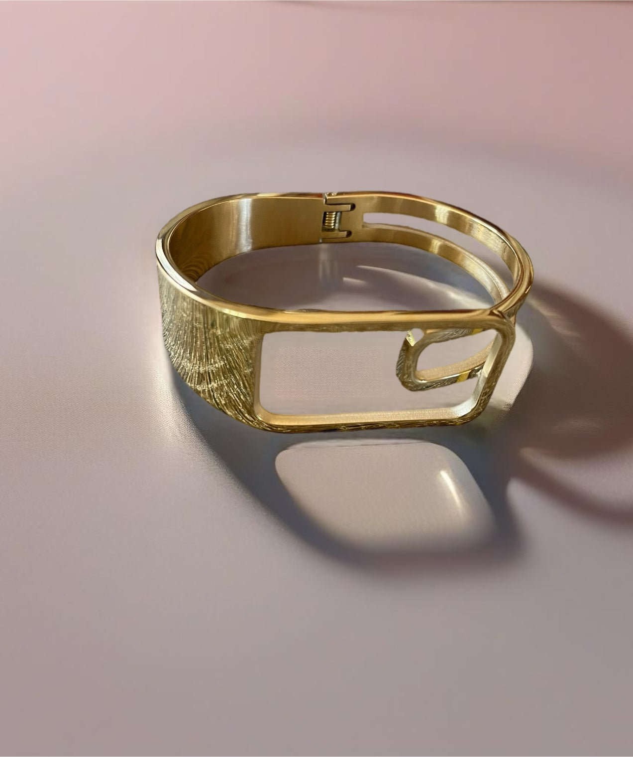 18k Gold Plated Fashion Bangle