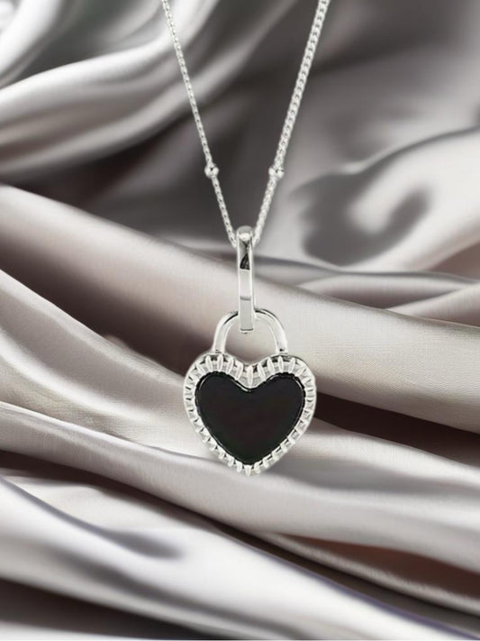 925 Sterling Silver Black Agate Shell Heart Necklace