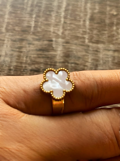 Fashionable Golden Adjustable Flower Clover Ring