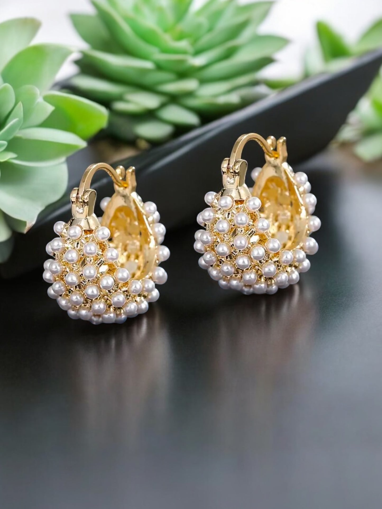 Water Faux Charming Shaped Pearls Earrings